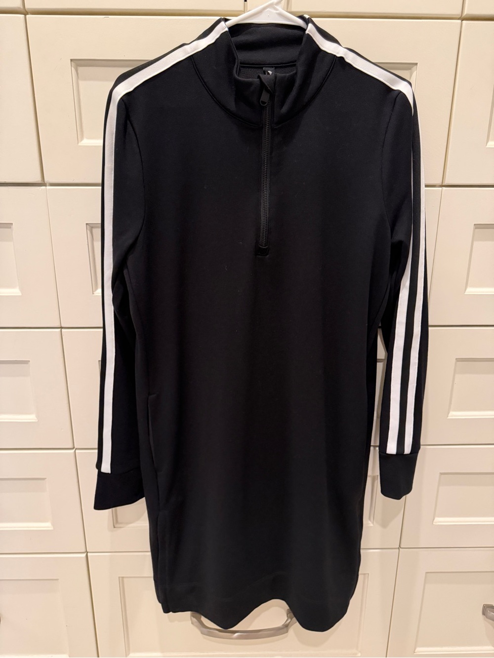 Athleta Crosstown Track Dress Black Size L #599869